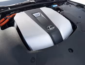 Під капотом Lexus LS 500h AWD [Worldwide] '2017–20