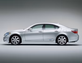 Lexus LS 600h [Japan] (UVF45) '05.2007–10.2009