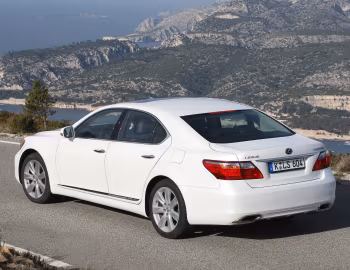 Lexus LS 600h [EU-spec] (UVF45) '2009–12