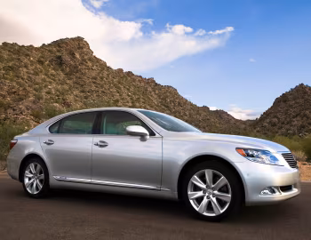Lexus LS 600h L [Australia] (UVF45) '2009–12
