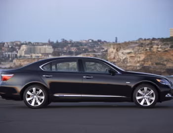 Lexus LS 600h L [Australia] (UVF45) '2007–09