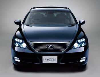 Lexus LS 600h L [Japan] (UVF45) '05.2007–10.2009