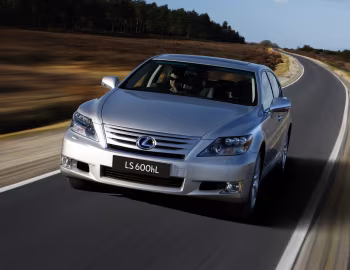 Lexus LS 600h L [Australia] (UVF45) '2009–12