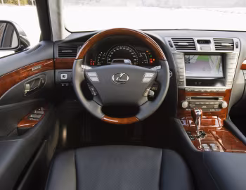 Передня панель 2010–12 Lexus LS 600h L [North America] (UVF45) '2009–12