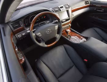 Intérieur 2010–12 Lexus LS 600h L [North America] (UVF45) '2009–12