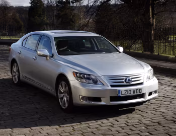 Lexus LS 600h L [UK-spec] (UVF45) '2009–12