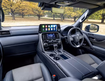 Передня панель Lexus LX 500d Overtrail [Australia] '2025–н.ч.
