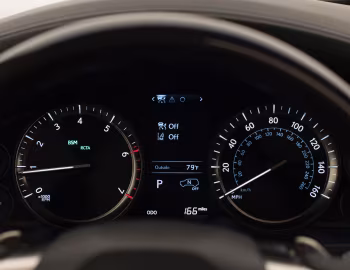 Dashboard 2016–21 Lexus LX 570 [North America] (URJ200) '2015–21