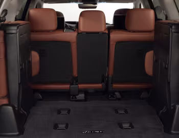 Boot 2016–21 Lexus LX 570 [North America] (URJ200) '2015–21