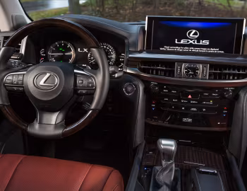 Передня панель 2016–21 Lexus LX 570 [North America] (URJ200) '2015–21