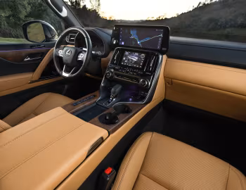 Panneau avant 2025–pr. Lexus LX 700h Luxury [North America] '2025–pr.