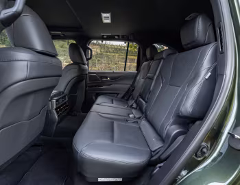 Intérieur 2025–pr. Lexus LX 700h Overtrail [North America] '2025–pr.