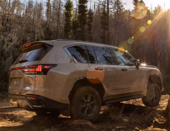 2025–pr. Lexus LX 700h Overtrail [North America] '2025–pr.
