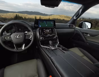Panneau avant 2025–pr. Lexus LX 700h Overtrail [North America] '2025–pr.