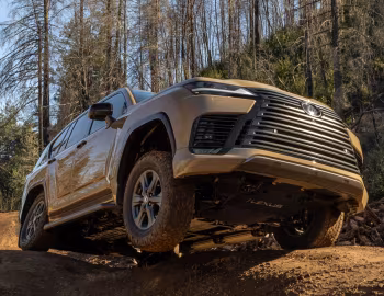 2025–pr. Lexus LX 700h Overtrail [North America] '2025–pr.