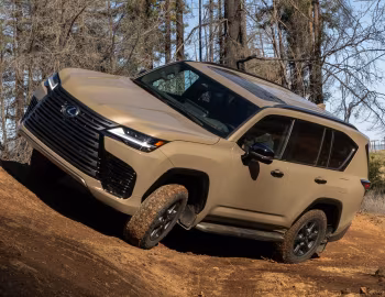 2025–pr. Lexus LX 700h Overtrail [North America] '2025–pr.