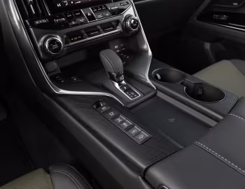 Intérieur 2025–pr. Lexus LX 700h Overtrail [North America] '2025–pr.