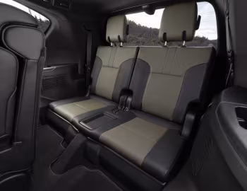 Intérieur 2025–pr. Lexus LX 700h Overtrail [North America] '2025–pr.