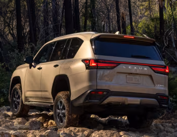 2025–pr. Lexus LX 700h Overtrail [North America] '2025–pr.