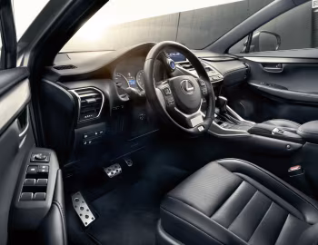Інтер'єр Lexus NX 300h [Worldwide] '2017–21