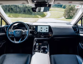 Panneau avant Lexus NX 350h [EU-spec] '2021–pr.