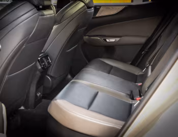 Interior Lexus NX 350h Overtrail [EU-spec] '2024–pr.