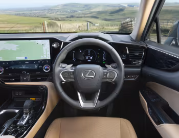 Передня панель Lexus NX 450h+ [UK-spec] '2022–н.ч.