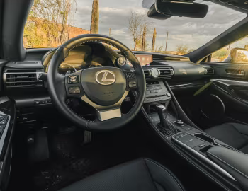 Передня панель 2019–25 Lexus RC 350 [North America] '2018–25