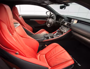 Интерьер 2015–19 Lexus RC F [North America] '2014–19