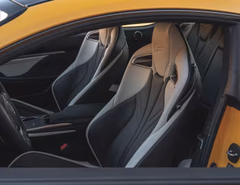 Интерьер 2020–25 Lexus RC F [North America] '2019–25