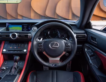 Передня панель Lexus RC F [UK-spec] '2019–25