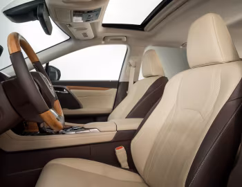 Интерьер 2018–19 Lexus RX 350L [North America] '2018–19