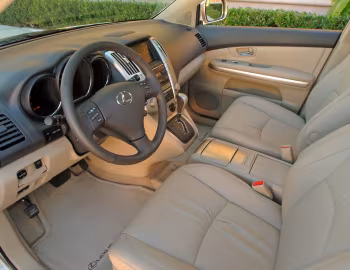 Интерьер 2006–09 Lexus RX 400h [North America] (XU30) '2005–09