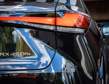 Lexus RX 450h+ [EU-spec] '2023–pr.