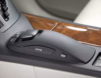 Interior 2010–12 Lexus RX 450h [North America] (AL10) '2009–12