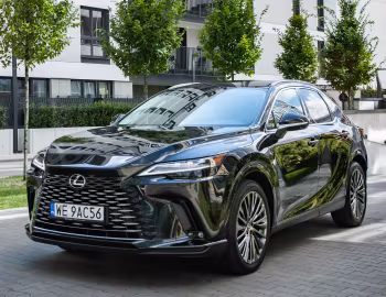 Lexus RX 450h+ [EU-spec] '2023–pr.
