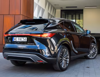 Lexus RX 450h+ [EU-spec] '2023–pr.