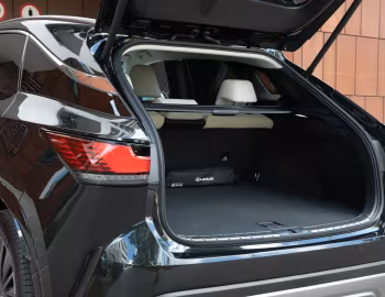 Coffre Lexus RX 450h+ [EU-spec] '2023–pr.
