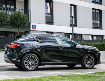 Lexus RX 450h+ [EU-spec] '2023–pr.