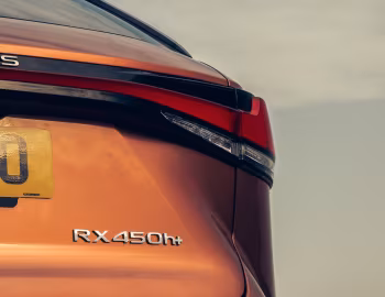 Lexus RX 450h+ [UK-spec] '2023–н.ч.