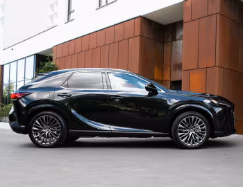 Lexus RX 450h+ [EU-spec] '2023–pr.
