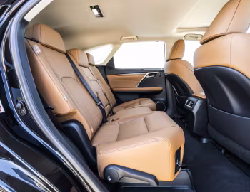 Інтер'єр Lexus RX 450hL [Worldwide] '2019–22