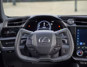 Передня панель 2023–н.ч. Lexus RZ 450e [North America] '2022–н.ч.