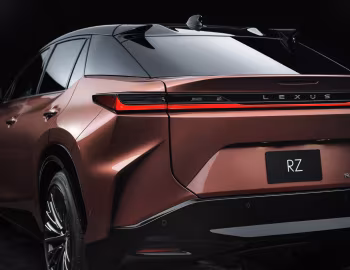 2023–н.ч. Lexus RZ 450e [North America] '2022–н.ч.