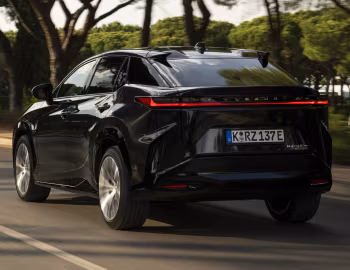 Lexus RZ 500e Luxury [EU-spec] '2025–pr.