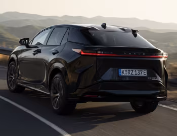 Lexus RZ 500e Luxury [EU-spec] '2025–pr.