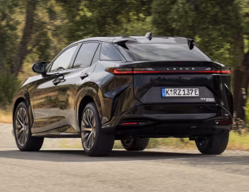 Lexus RZ 500e Luxury [EU-spec] '2025–pr.