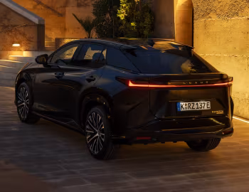 Lexus RZ 500e Luxury [EU-spec] '2025–pr.