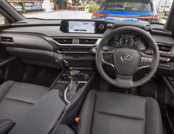 Передня панель Lexus UX 200 [Australia] '2019–н.ч.