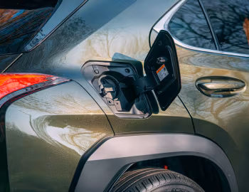 Lexus UX 300e [UK-spec] '2021–pr.